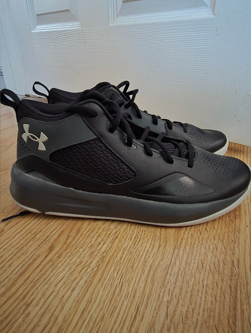 Mens Under Armour Lockdown 5 Sz 11.5